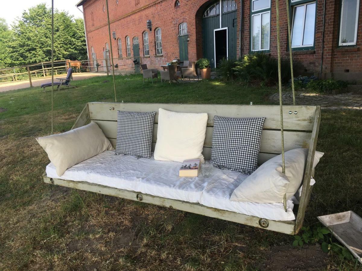 Ferienwohnung 2 Hof Flueh Klenzau エクステリア 写真